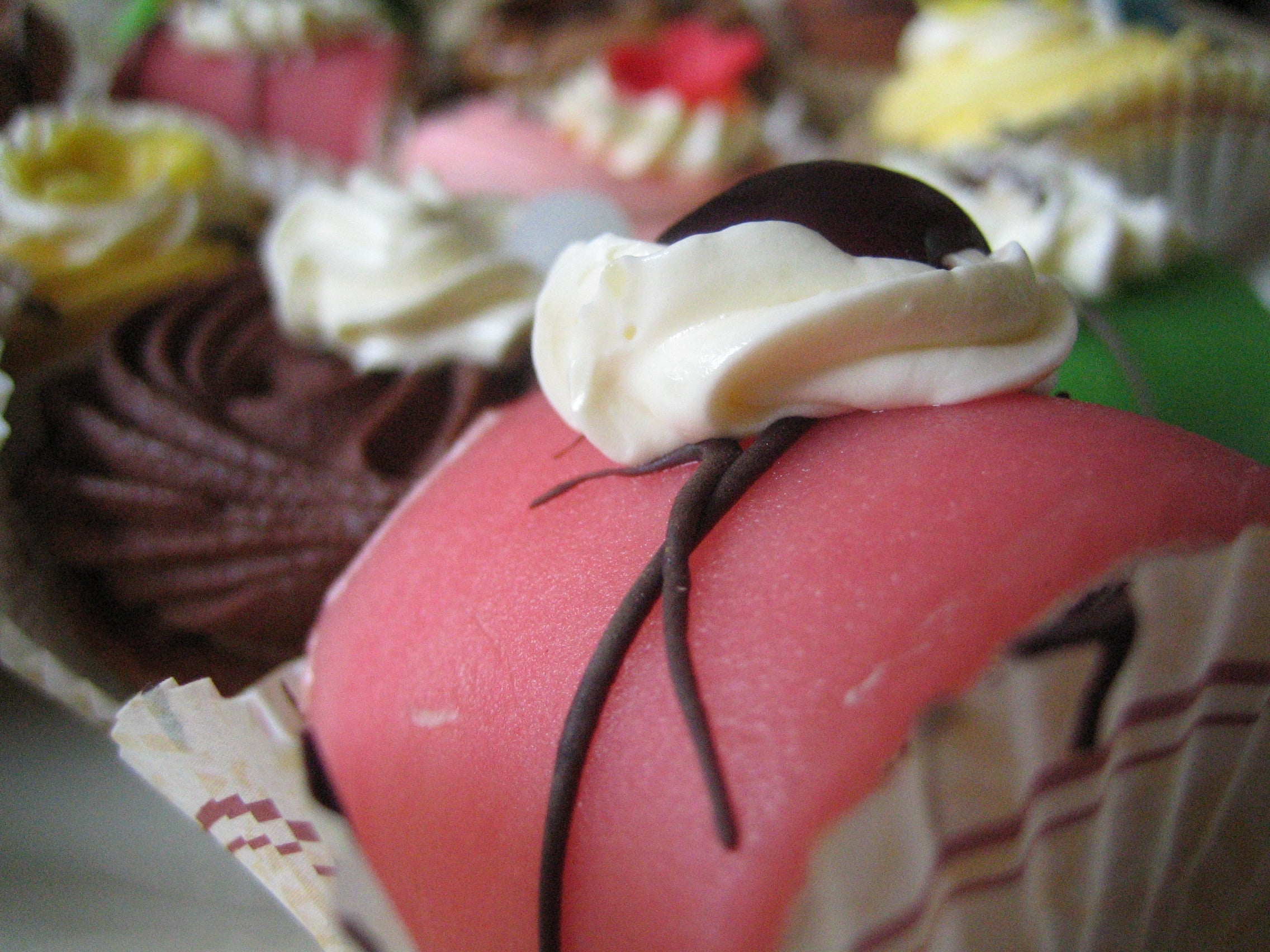 How to make a Valentine's Day candy bar