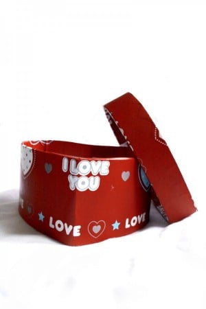 Get creative with hamper containers