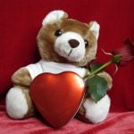 Valentine's Day hampers with that personal touch