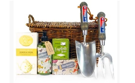 A gorgeous gardening hamper for Mum