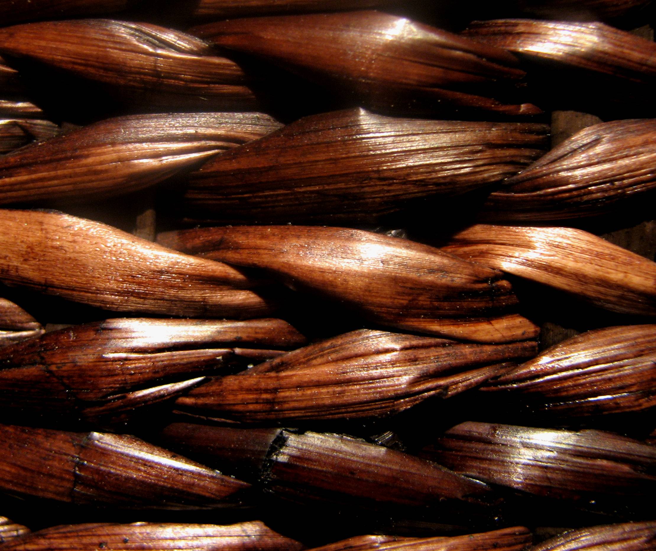Decorate an old wicker basket