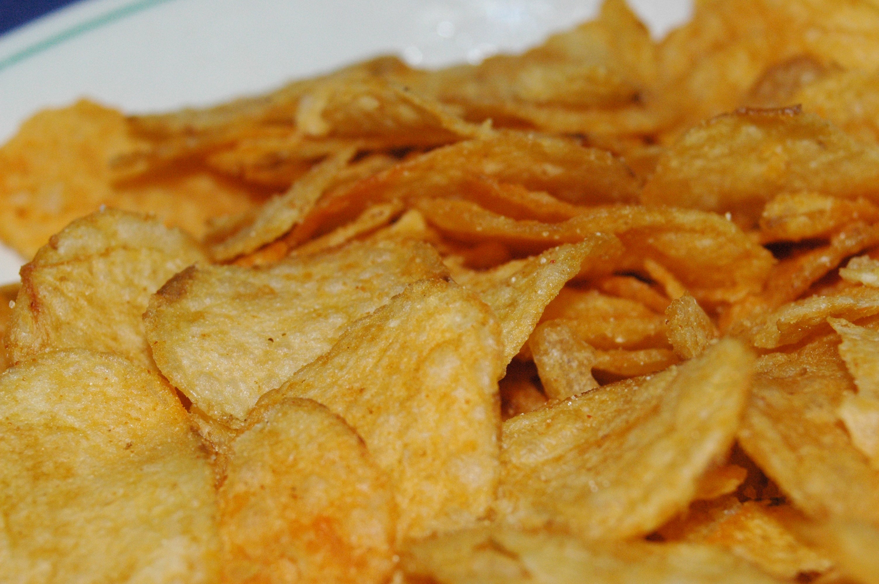 Homemade potato crisps recipe