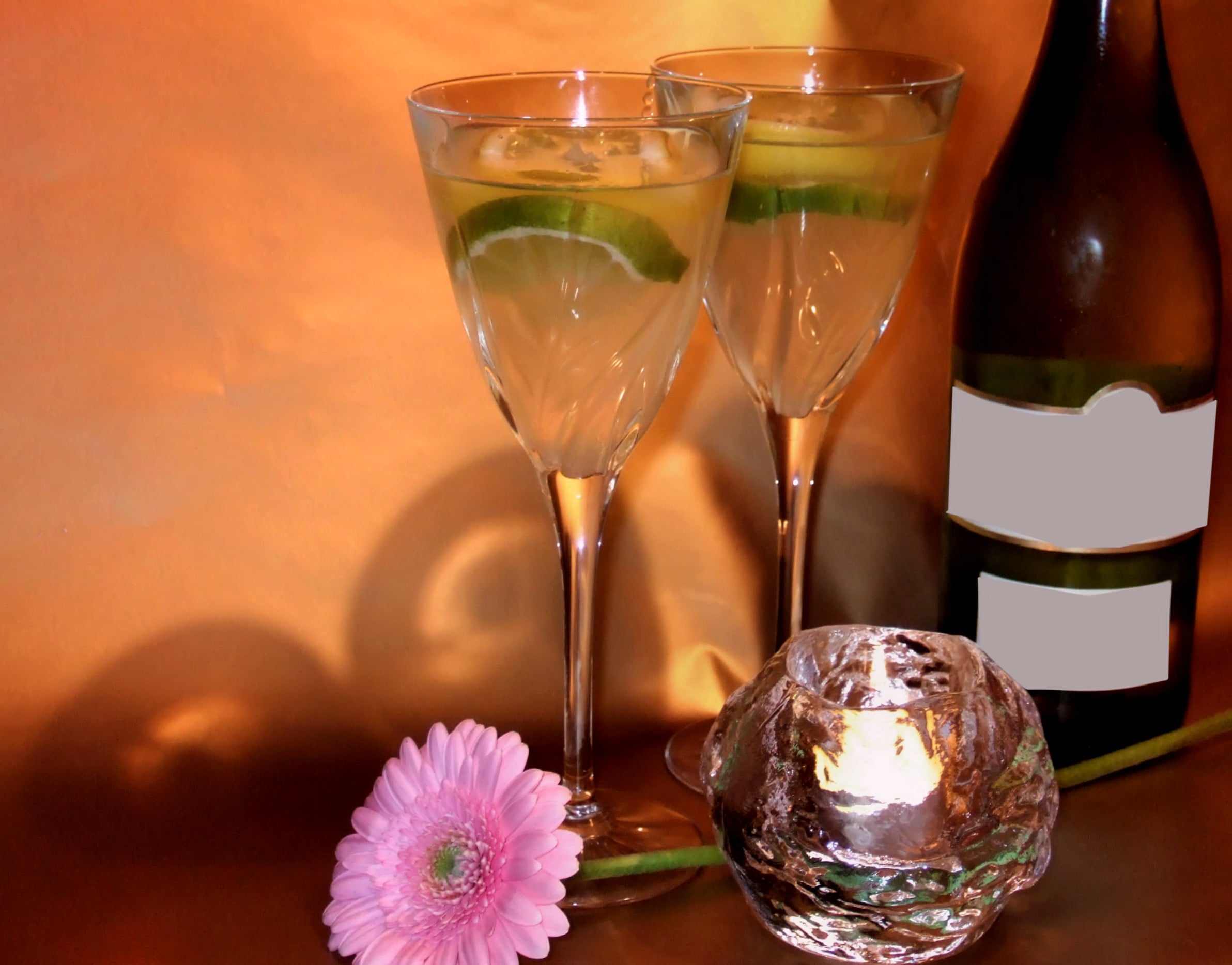 Adding fruit to wine