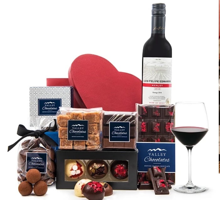 Romantic hamper